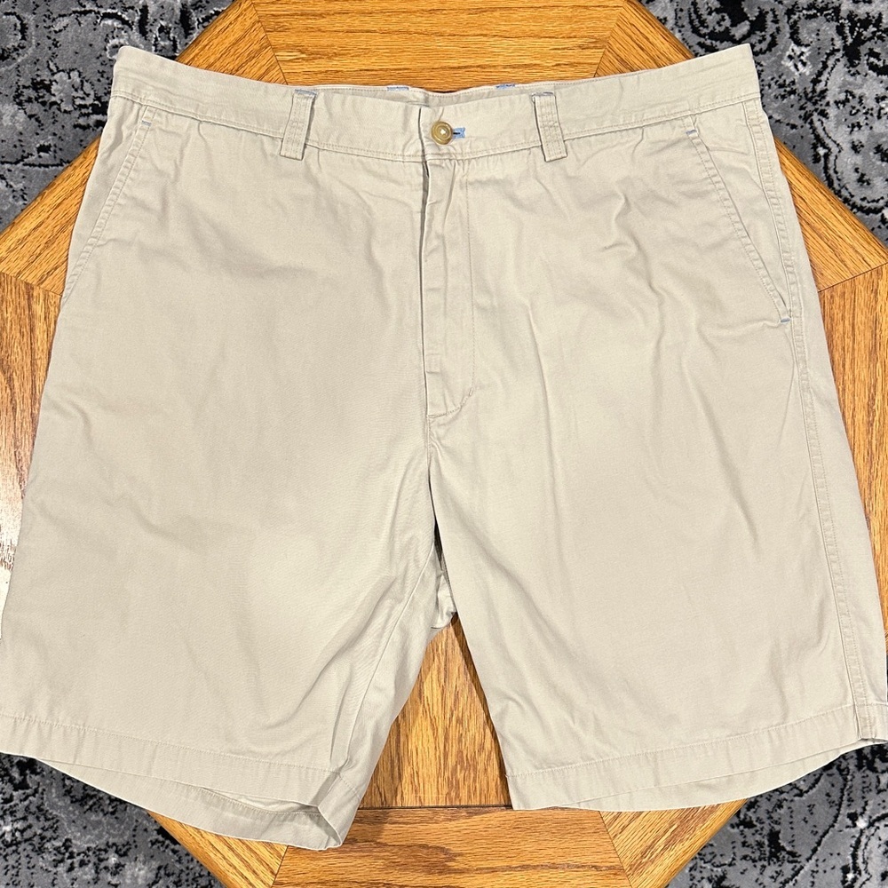 *J. MCLAUGHLIN* Men's Casual Khaki Shorts - Lightweight Chino Style Size 36